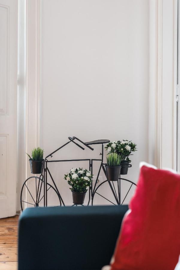 Elegant 3 Bedroom Flat With View In Principe Real Lisboa Exteriér fotografie